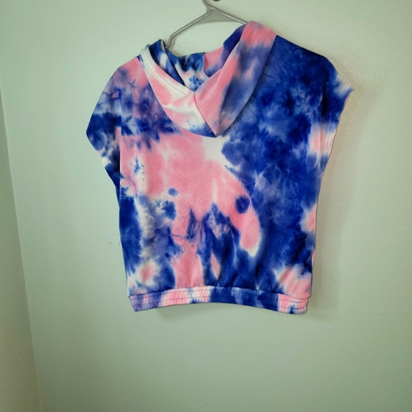 Cropped sleeveless hoodie - Picture 2 of 3